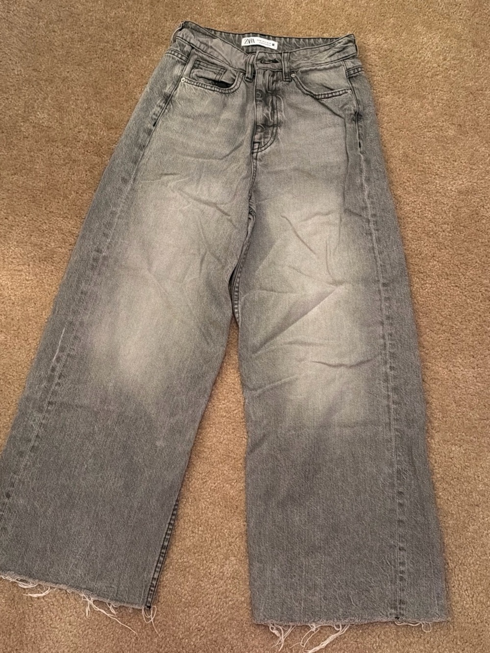 Zara Gray Wide-Leg Jeans